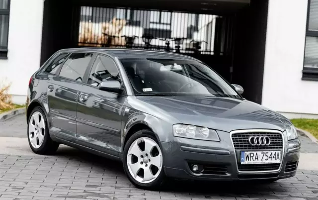 AUDI A3 