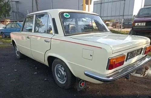 FIAT 125p 