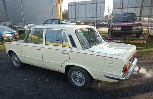 FIAT 125p 
