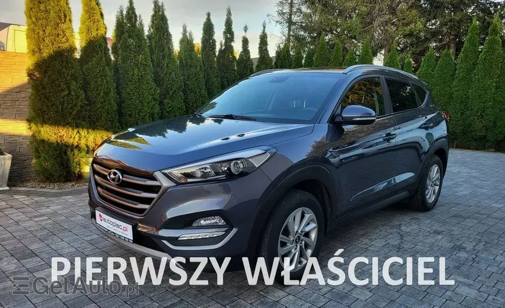 HYUNDAI Tucson 