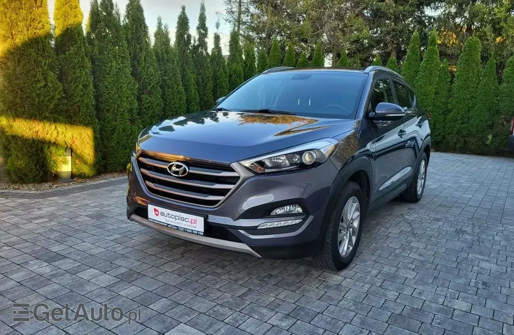 HYUNDAI Tucson 