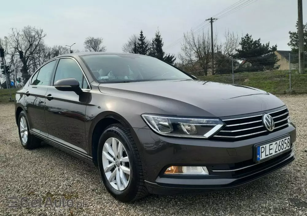 VOLKSWAGEN Passat 1.8 TSI BMT Comfortline