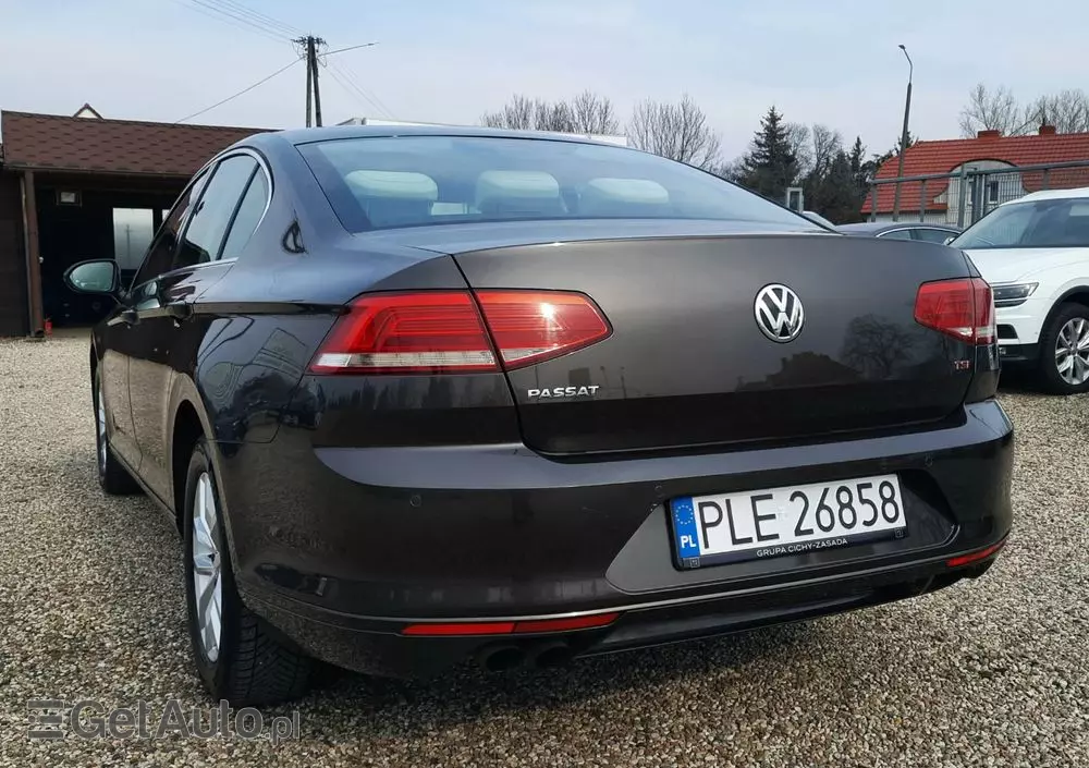 VOLKSWAGEN Passat 1.8 TSI BMT Comfortline