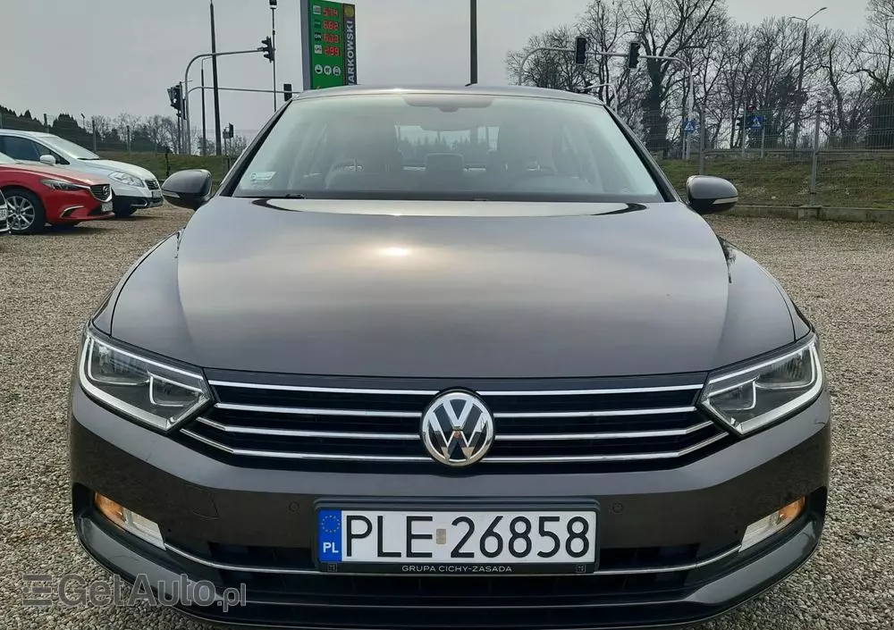 VOLKSWAGEN Passat 1.8 TSI BMT Comfortline