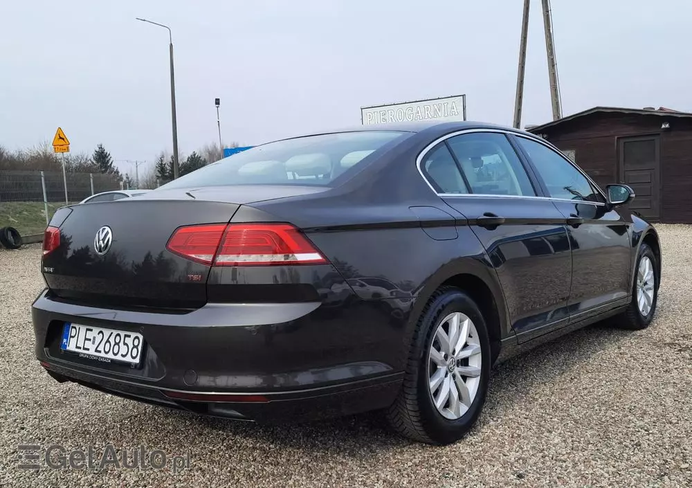 VOLKSWAGEN Passat 1.8 TSI BMT Comfortline