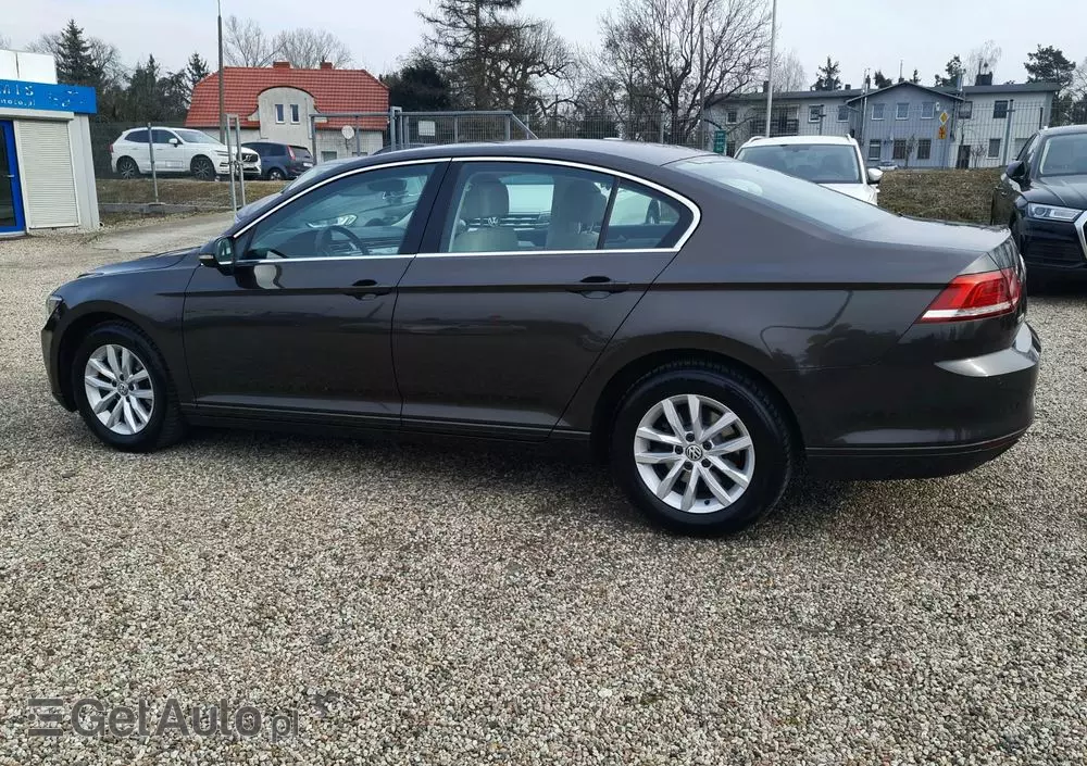 VOLKSWAGEN Passat 1.8 TSI BMT Comfortline