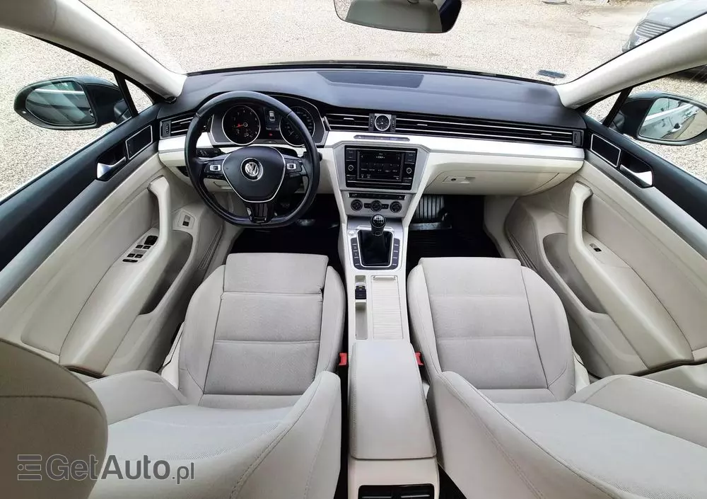 VOLKSWAGEN Passat 1.8 TSI BMT Comfortline