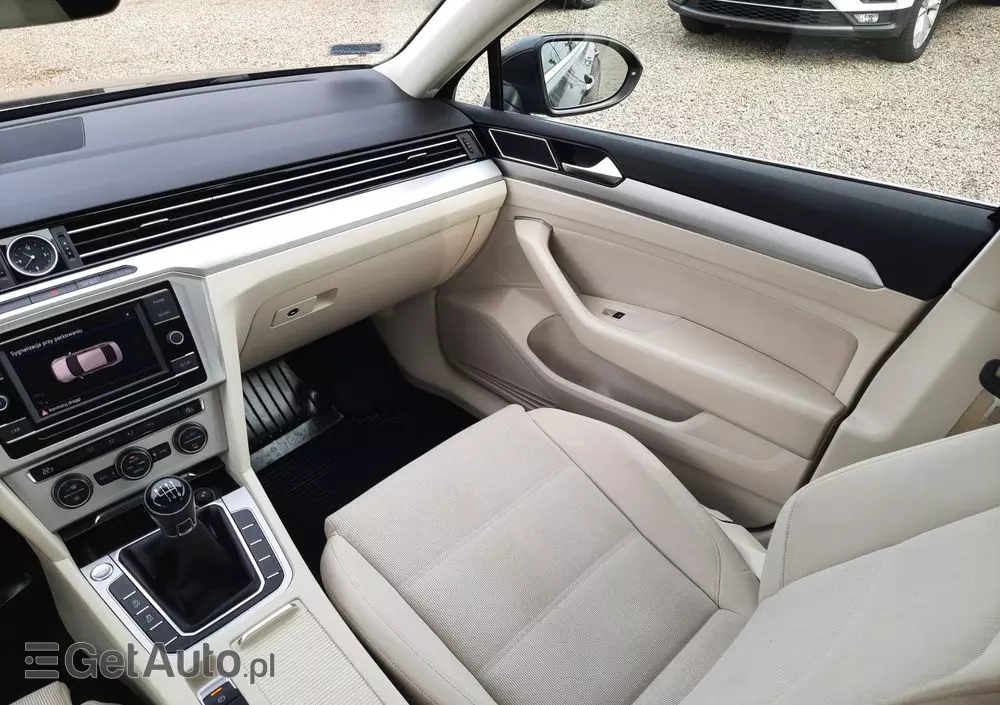 VOLKSWAGEN Passat 1.8 TSI BMT Comfortline