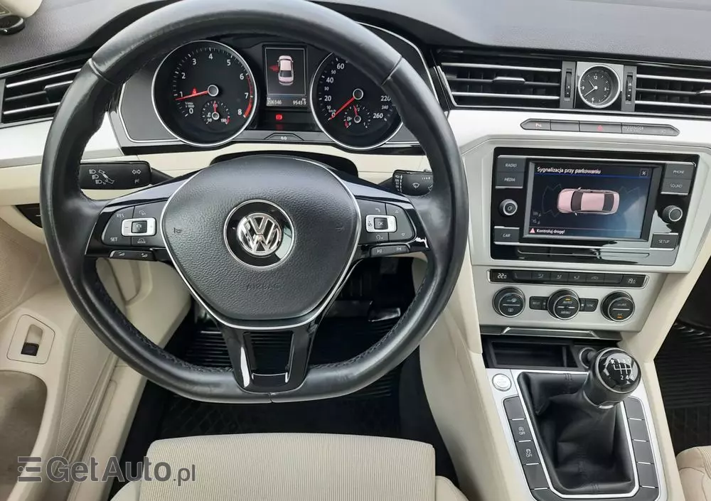VOLKSWAGEN Passat 1.8 TSI BMT Comfortline