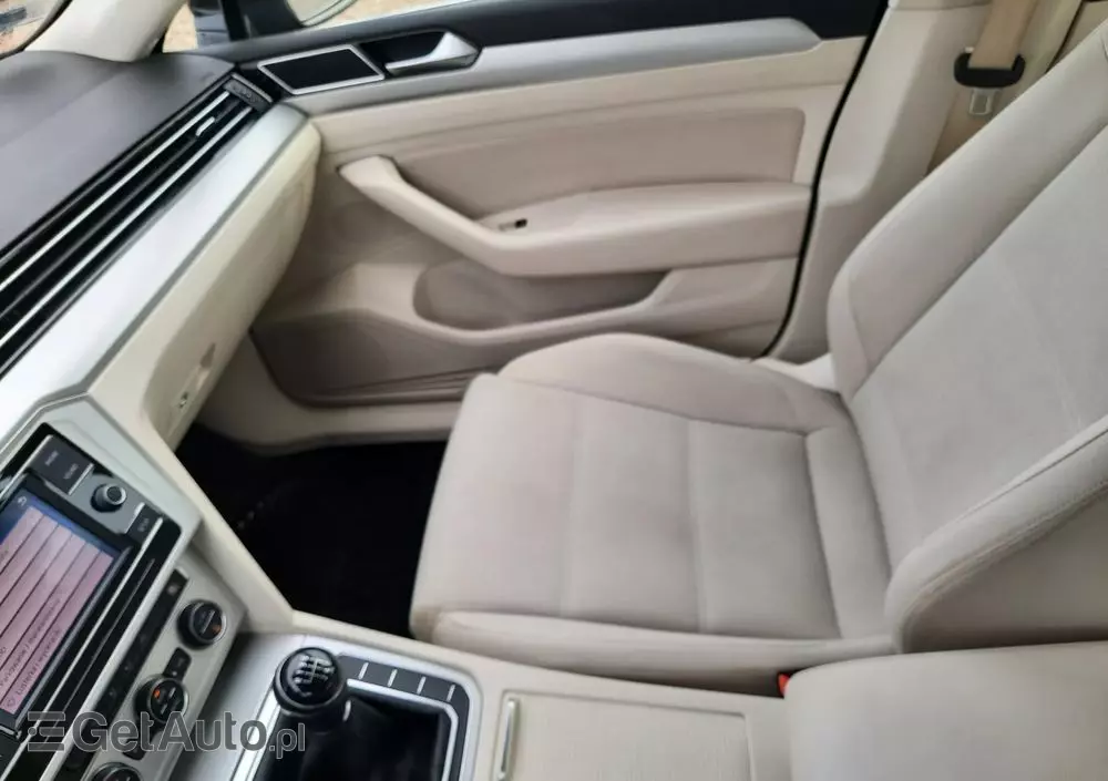 VOLKSWAGEN Passat 1.8 TSI BMT Comfortline