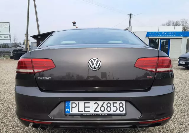 VOLKSWAGEN Passat 1.8 TSI BMT Comfortline