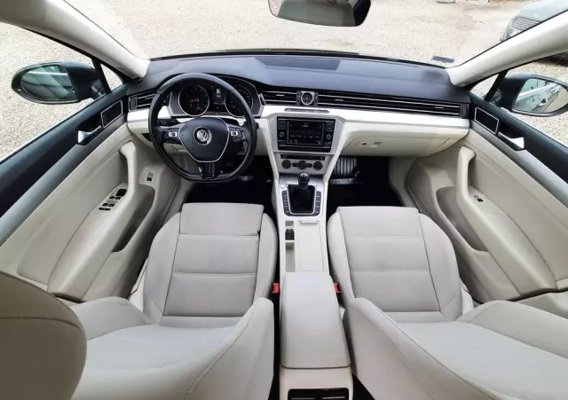 VOLKSWAGEN Passat 1.8 TSI BMT Comfortline
