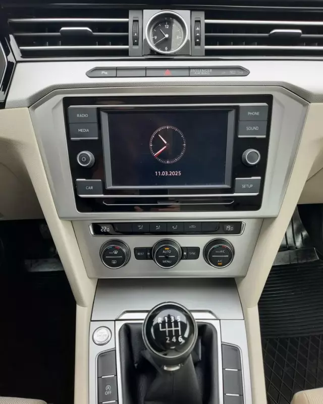 VOLKSWAGEN Passat 1.8 TSI BMT Comfortline