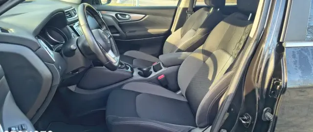 NISSAN Qashqai 1.2 DIG-T N-Connecta Xtronic