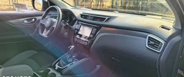 NISSAN Qashqai 1.2 DIG-T N-Connecta Xtronic