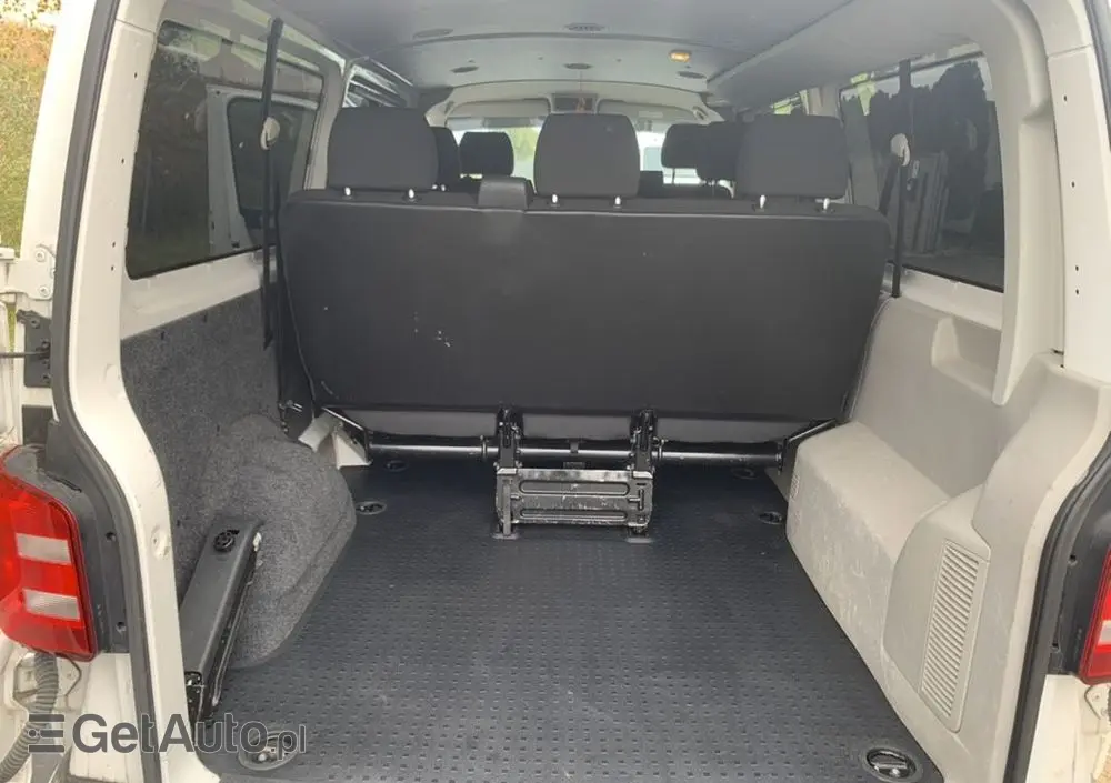 VOLKSWAGEN Transporter 