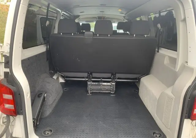 VOLKSWAGEN Transporter 