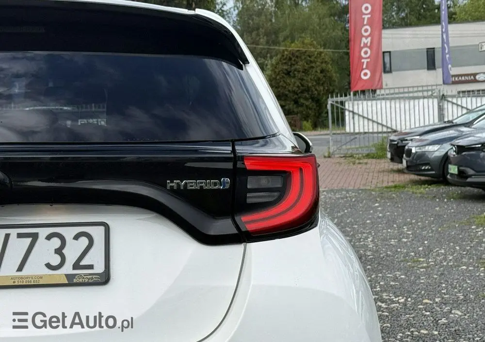 TOYOTA Yaris Hybrid 1.5 Comfort