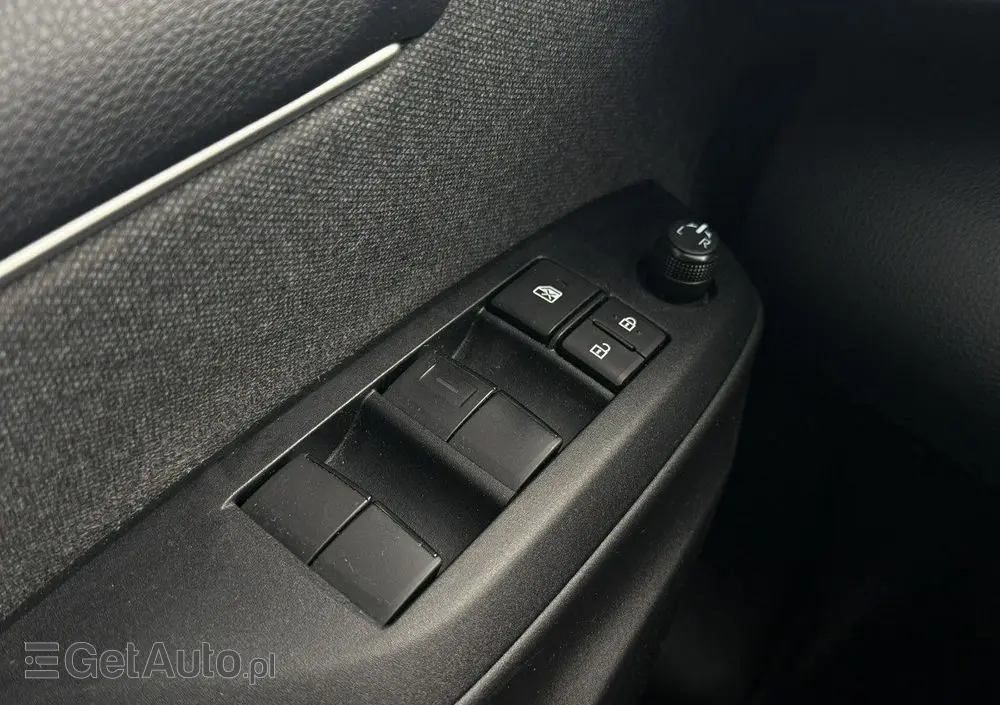 TOYOTA Yaris Hybrid 1.5 Comfort