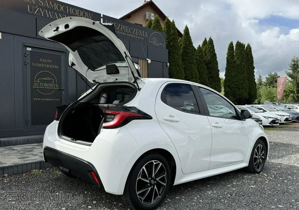 TOYOTA Yaris Hybrid 1.5 Comfort