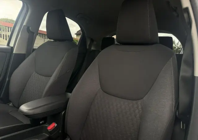 TOYOTA Yaris Hybrid 1.5 Comfort