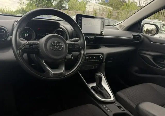 TOYOTA Yaris Hybrid 1.5 Comfort