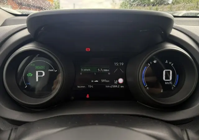 TOYOTA Yaris Hybrid 1.5 Comfort