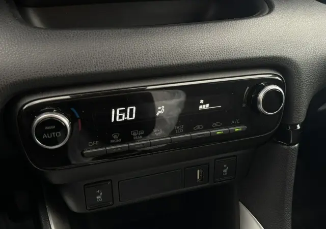 TOYOTA Yaris Hybrid 1.5 Comfort