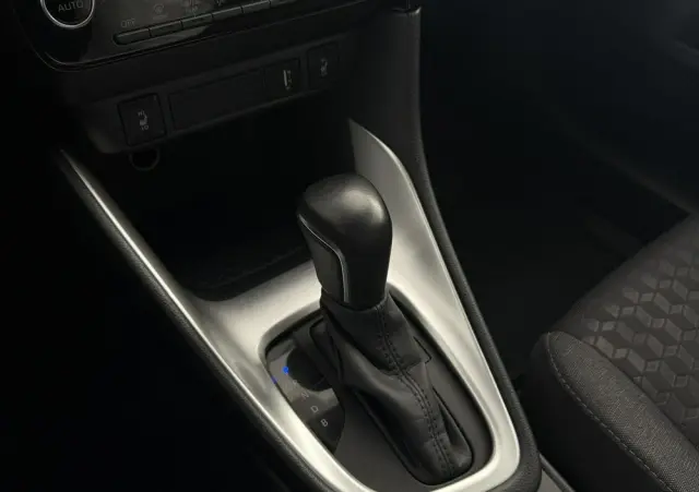 TOYOTA Yaris Hybrid 1.5 Comfort