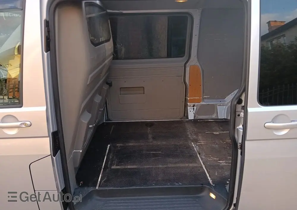 VOLKSWAGEN Transporter 