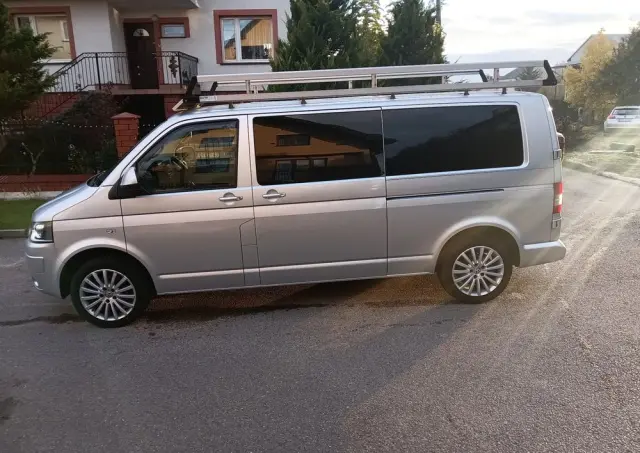VOLKSWAGEN Transporter 