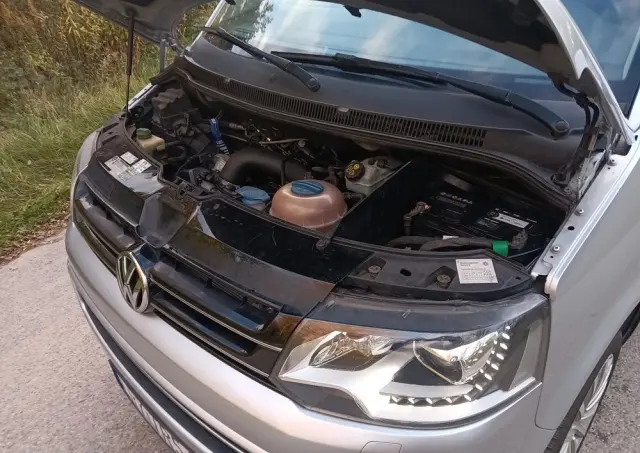 VOLKSWAGEN Transporter 