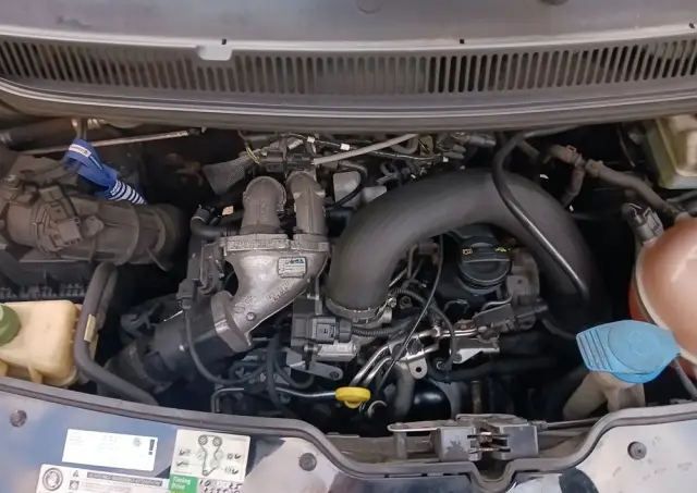 VOLKSWAGEN Transporter 