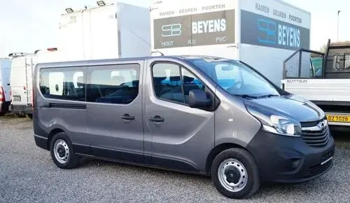 OPEL Vivaro 