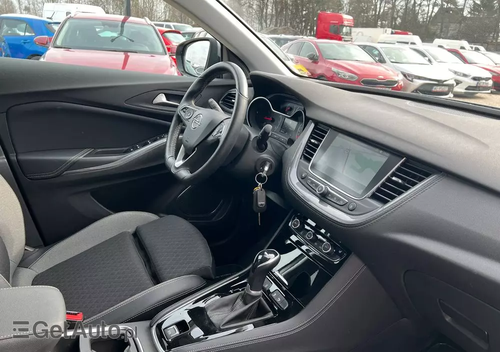 OPEL Grandland X 
