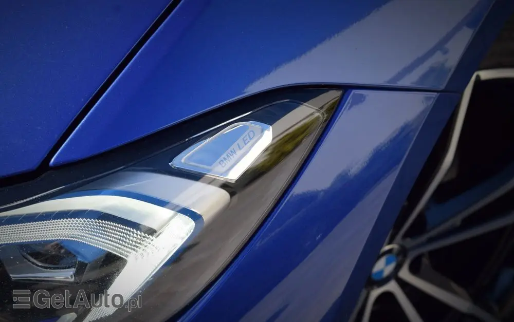 BMW Seria 3 320d xDrive M Sport sport