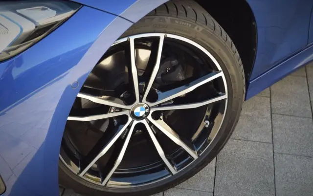 BMW Seria 3 320d xDrive M Sport sport