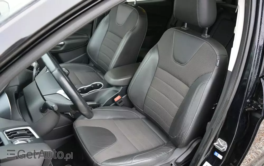 FORD Kuga 2.0 TDCi 4WD Titanium