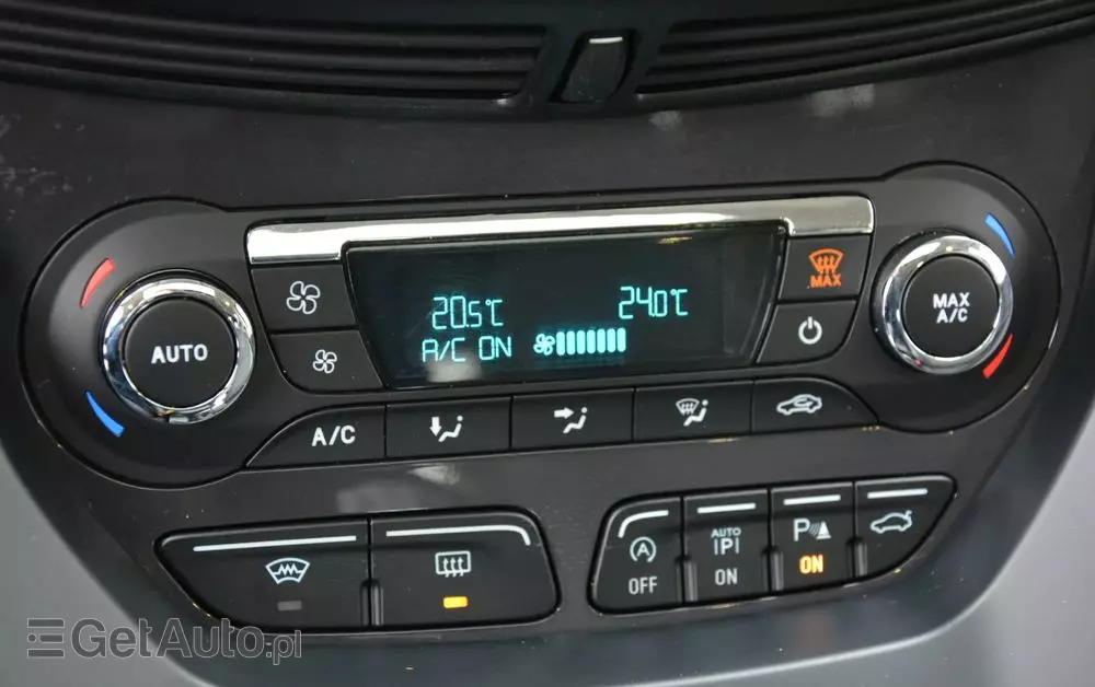 FORD Kuga 2.0 TDCi 4WD Titanium