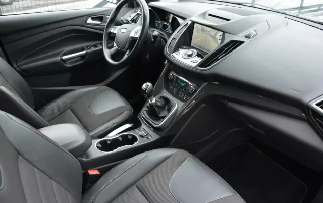 FORD Kuga 2.0 TDCi 4WD Titanium