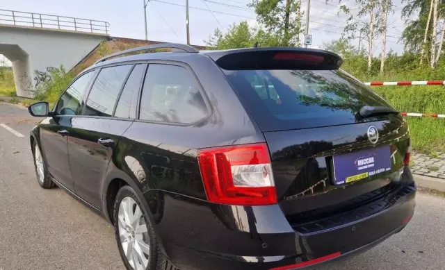 SKODA Octavia 