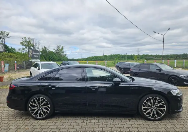 AUDI A8 50 TDI quattro tiptronic