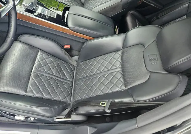 AUDI A8 50 TDI quattro tiptronic