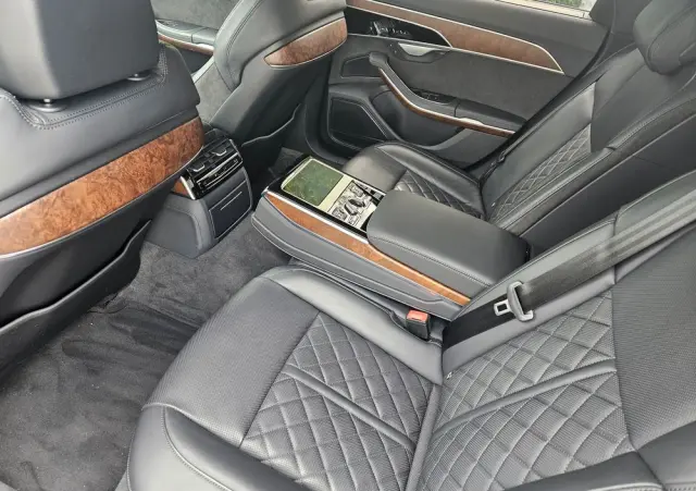 AUDI A8 50 TDI quattro tiptronic