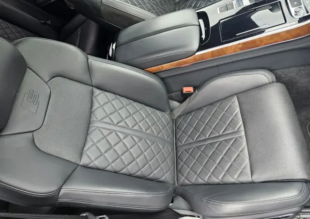AUDI A8 50 TDI quattro tiptronic