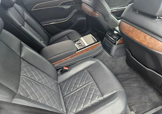 AUDI A8 50 TDI quattro tiptronic