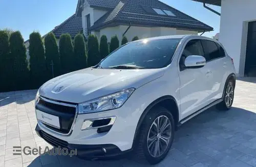 PEUGEOT 4008 