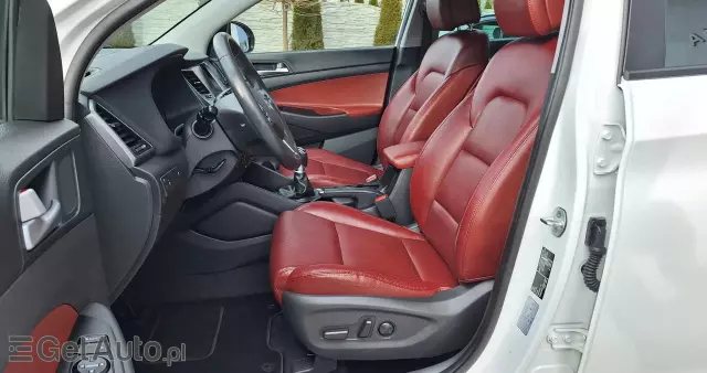HYUNDAI Tucson Blue 1.7 CRDi 2WD Style
