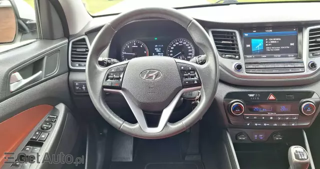 HYUNDAI Tucson Blue 1.7 CRDi 2WD Style