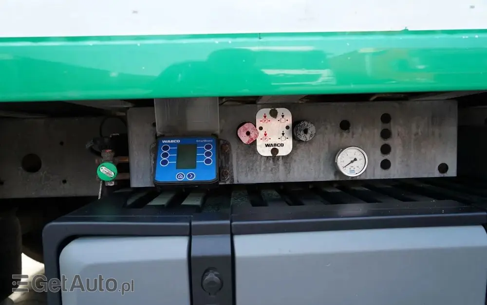 KNAPEN / RUCHOMA PODŁOGA / WALKING FLOOR / 94 m3  / OŚ PODNOSZONA / OSIE SAF / ALUFELGI / 